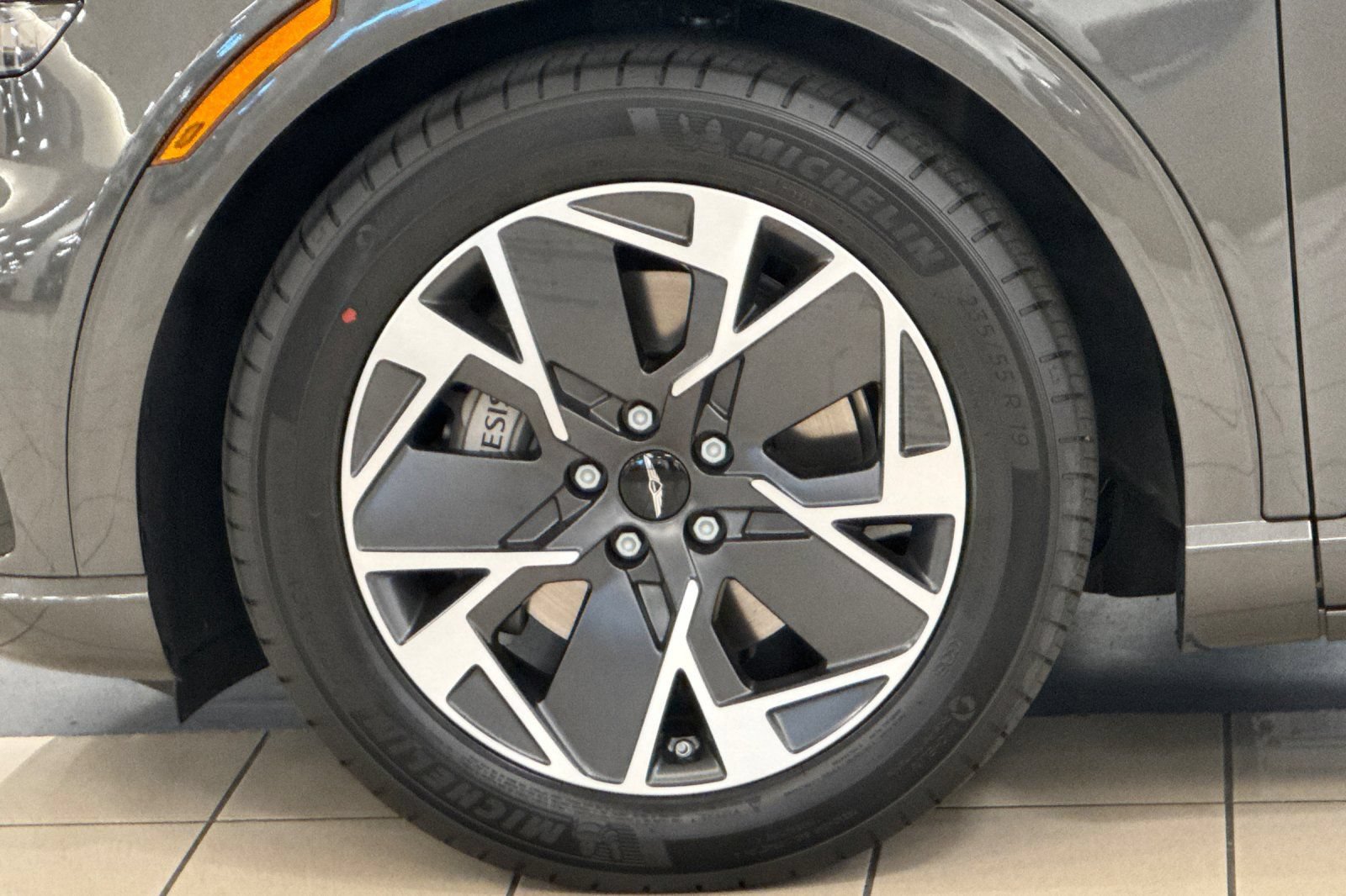 New 2026 Genesis GV60 RWD image 26
