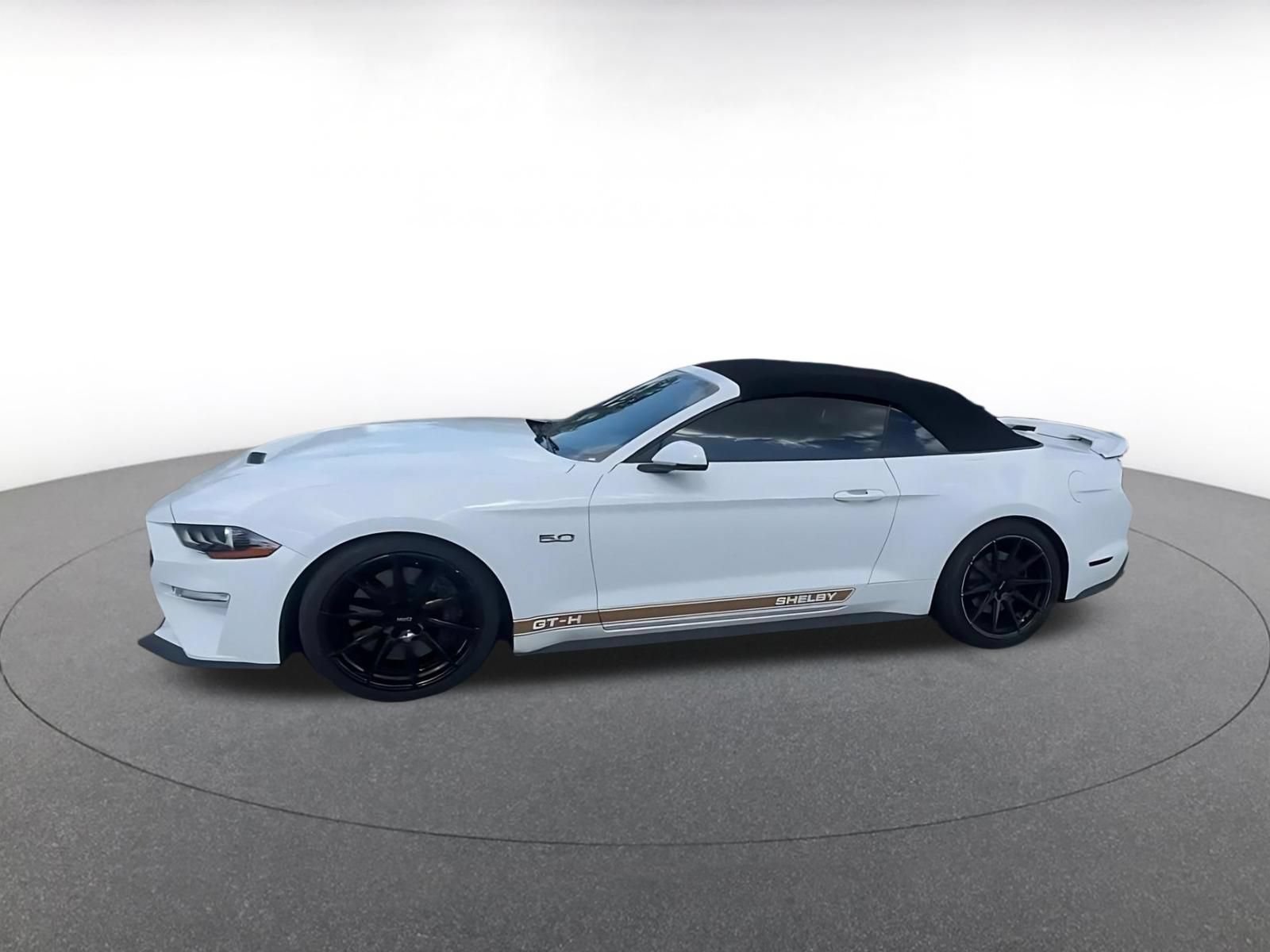 Used 2022 Ford Mustang GT Premium w/ GT Performance Package RWD image 7