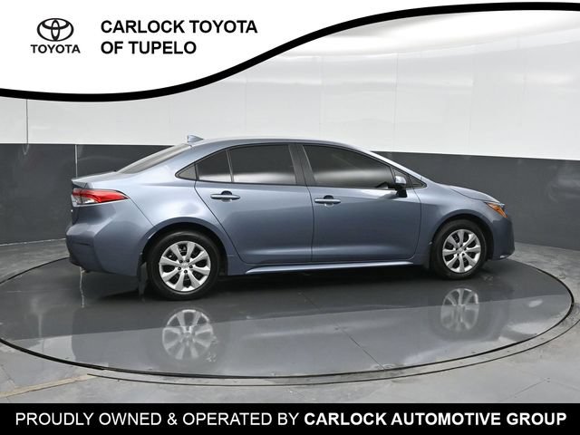 Used 2026 Toyota Corolla LE FWD image 4