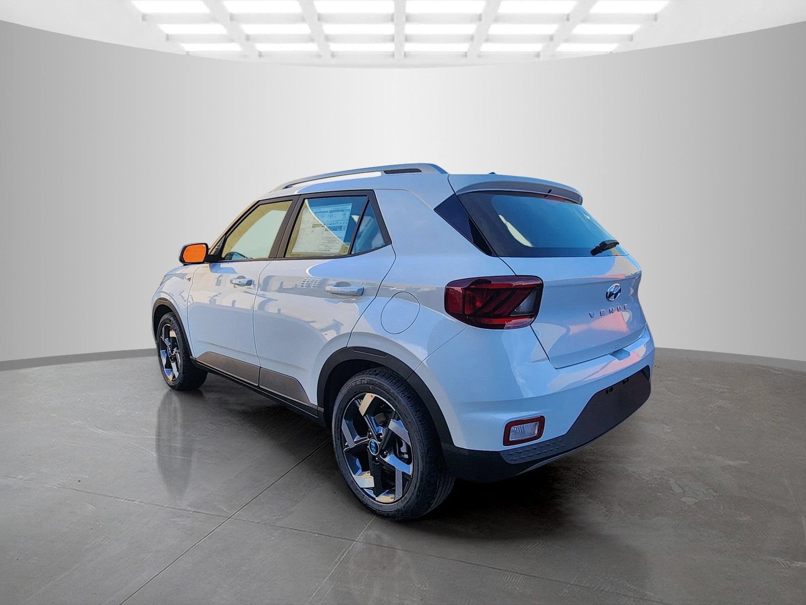 New 2026 Hyundai Venue SEL FWD image 5