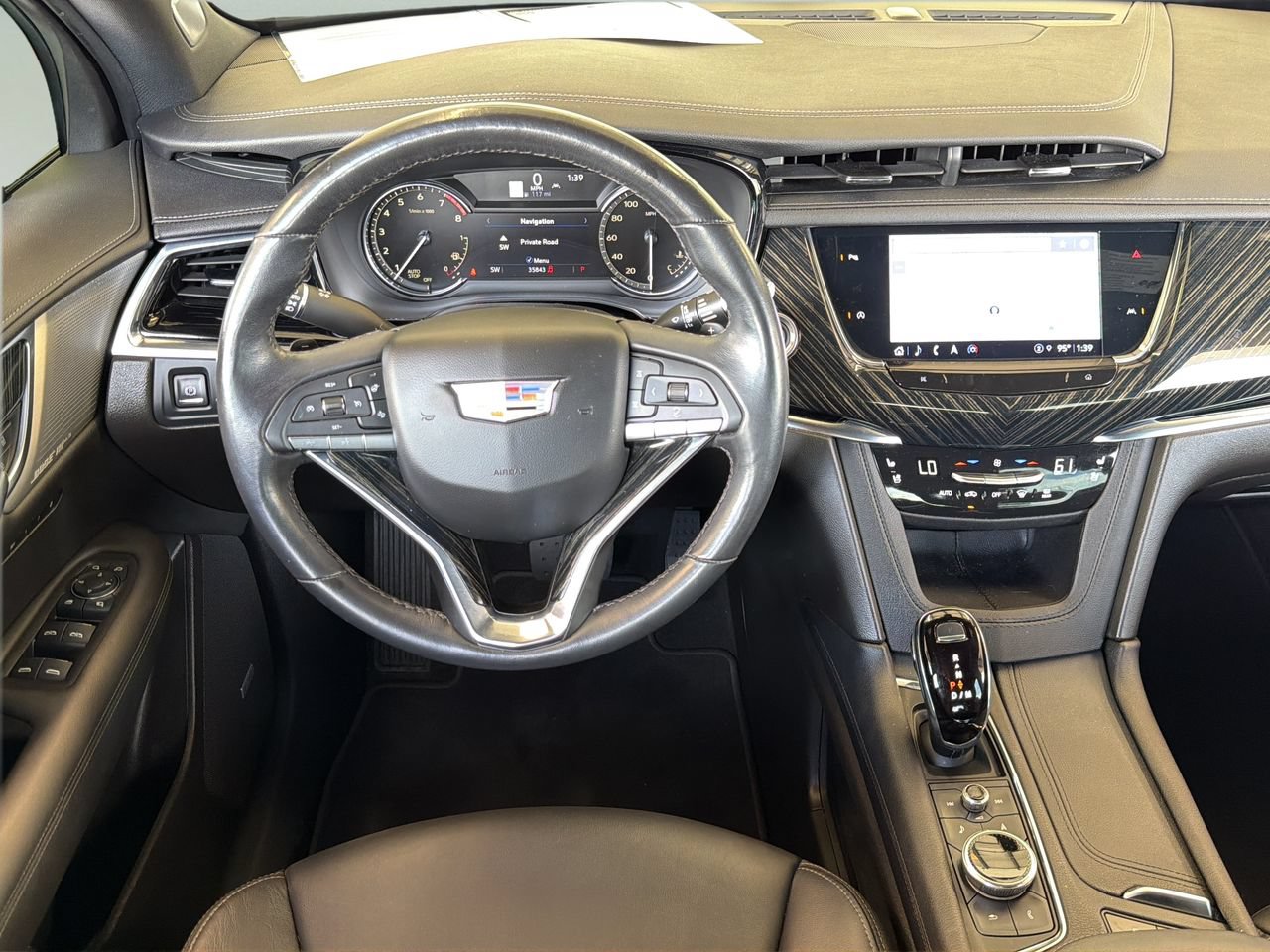 Certified 2023 Cadillac XT6 Premium Luxury FWD image 16