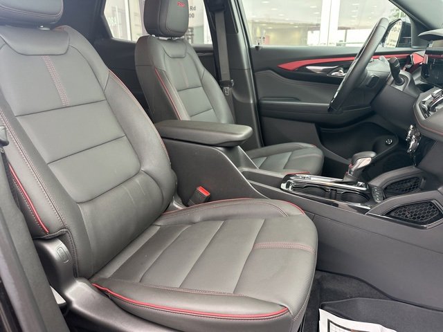 Used 2024 Chevrolet TrailBlazer RS w/ Convenience Package image 15