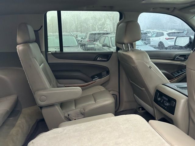 Used 2017 Chevrolet Suburban Premier image 17
