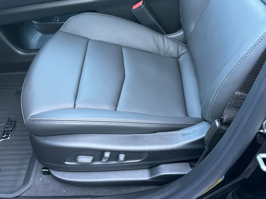 New 2025 Cadillac XT6 Sport w/ Technology Package image 9