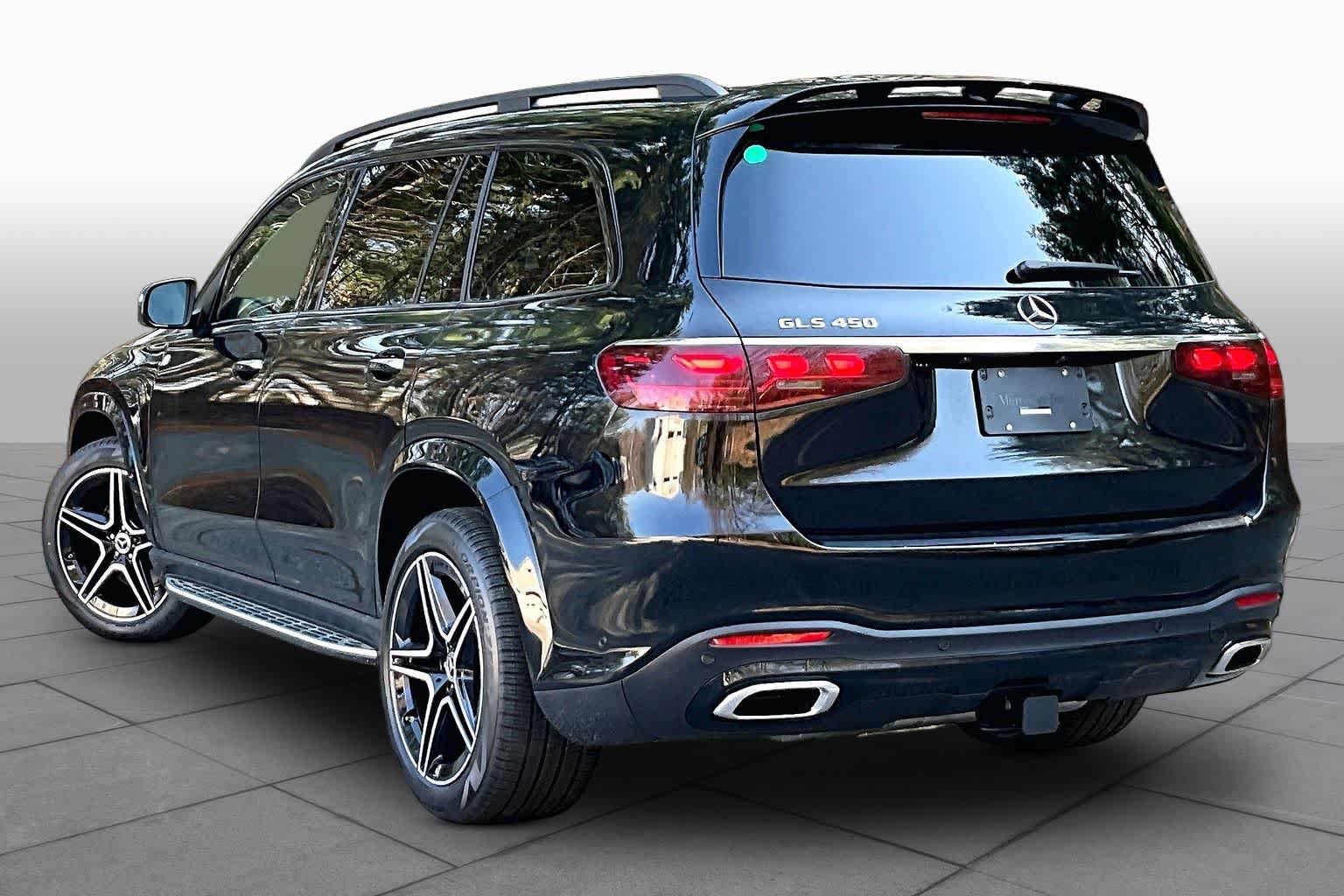 New 2026 Mercedes-Benz GLS 450 4MATIC image 4