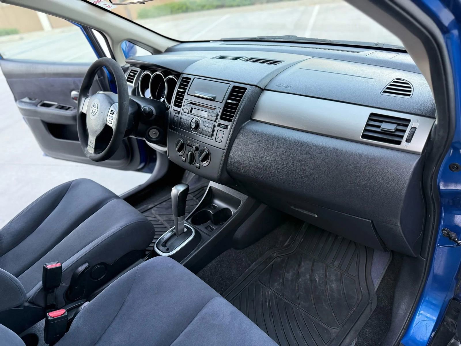 Used 2009 Nissan Versa 1.8 S w/ PWR Pkg image 23