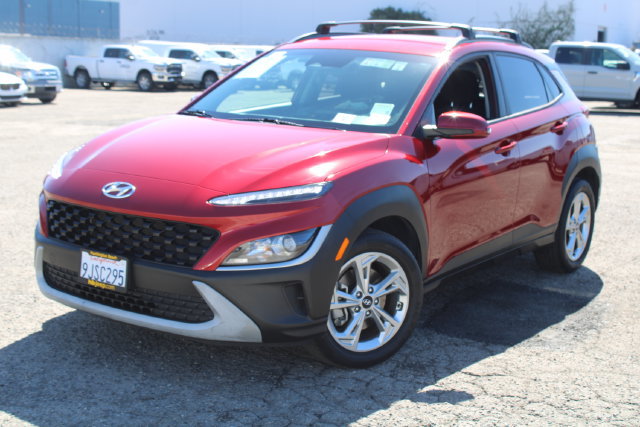 Used 2023 Hyundai Kona SEL AWD/4WD image 11