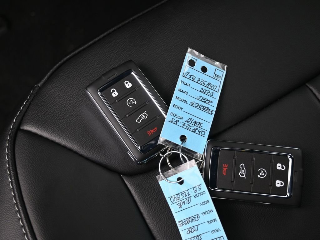 Used 2025 Jeep Grand Cherokee L Limited image 18