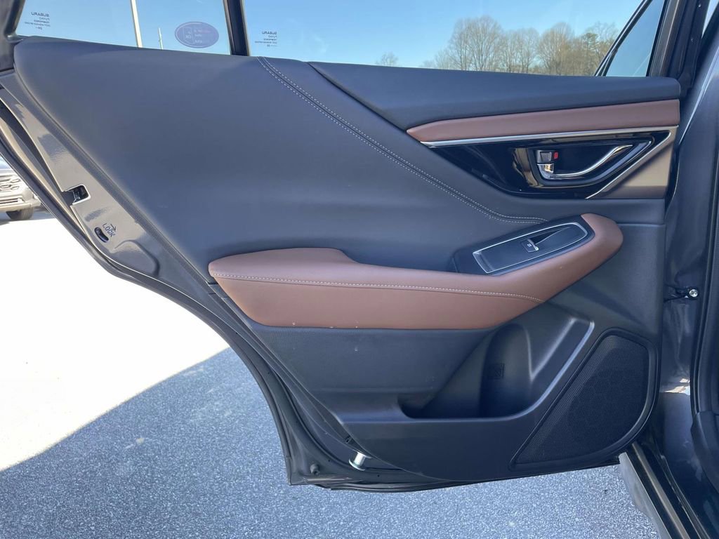 Used 2025 Subaru Outback Touring XT w/ Tech Package 2 image 2