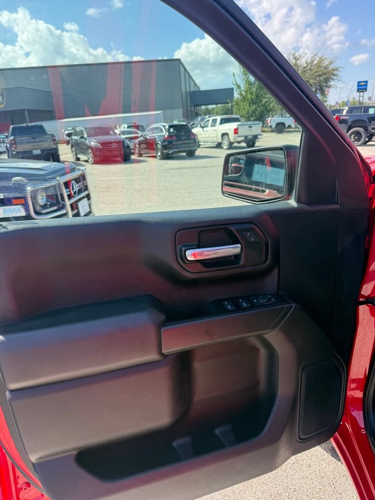 Used 2023 Chevrolet Silverado 1500 Custom RWD image 10