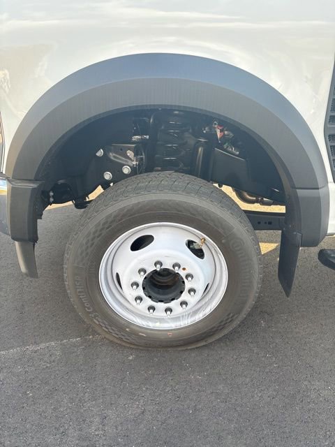 New 2025 Ford F450 XL w/ XL Chrome Package image 13