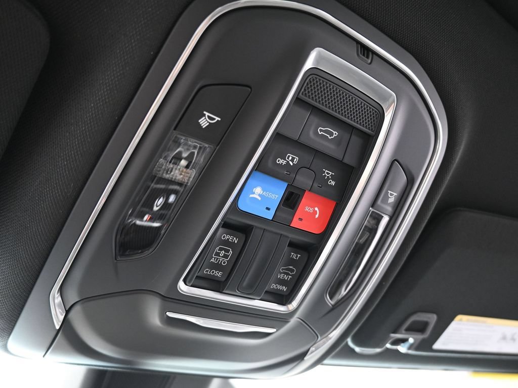 New 2025 Jeep Grand Cherokee Altitude AWD/4WD image 20