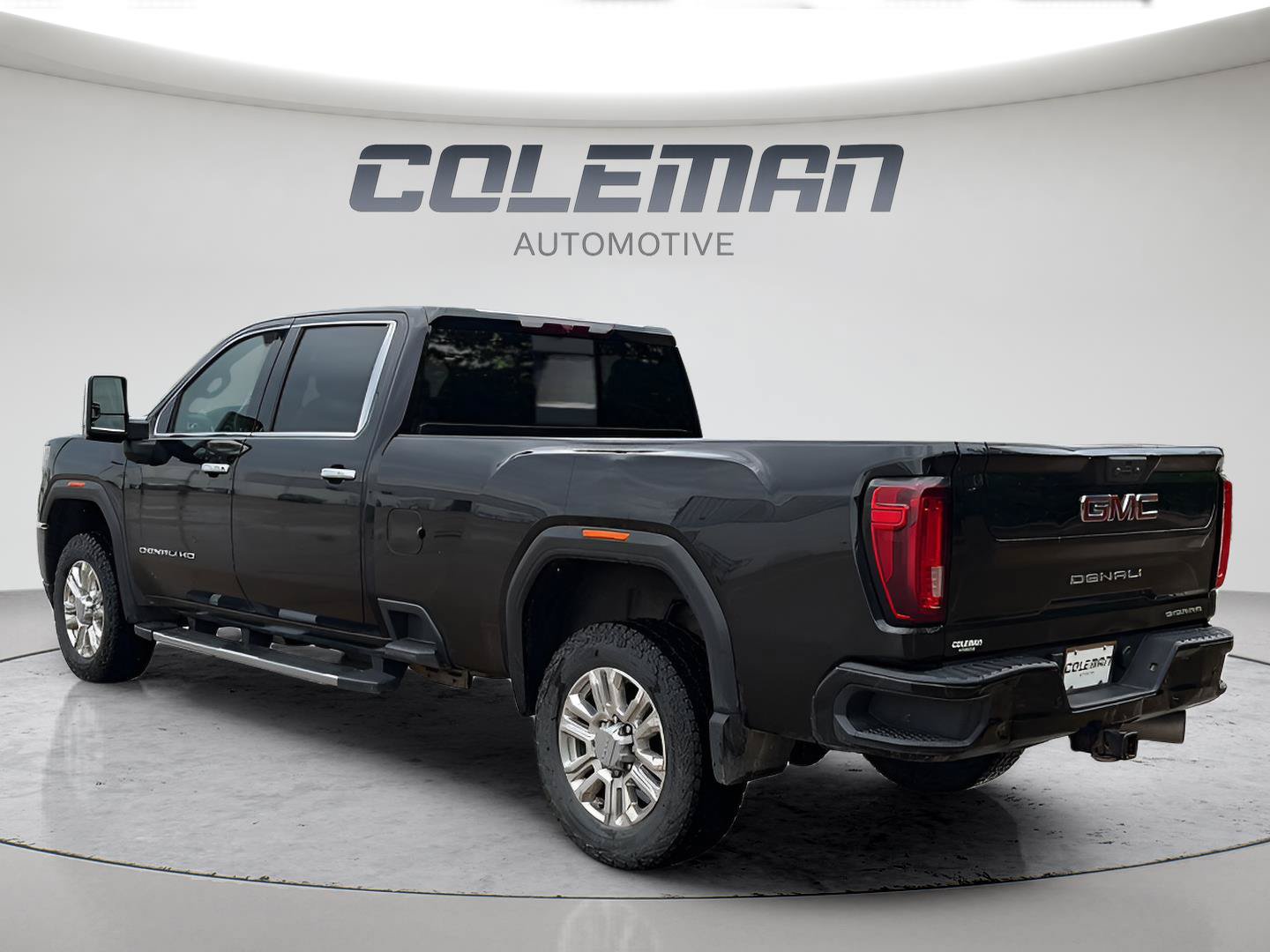 Used 2023 GMC Sierra 3500 Denali AWD/4WD image 6