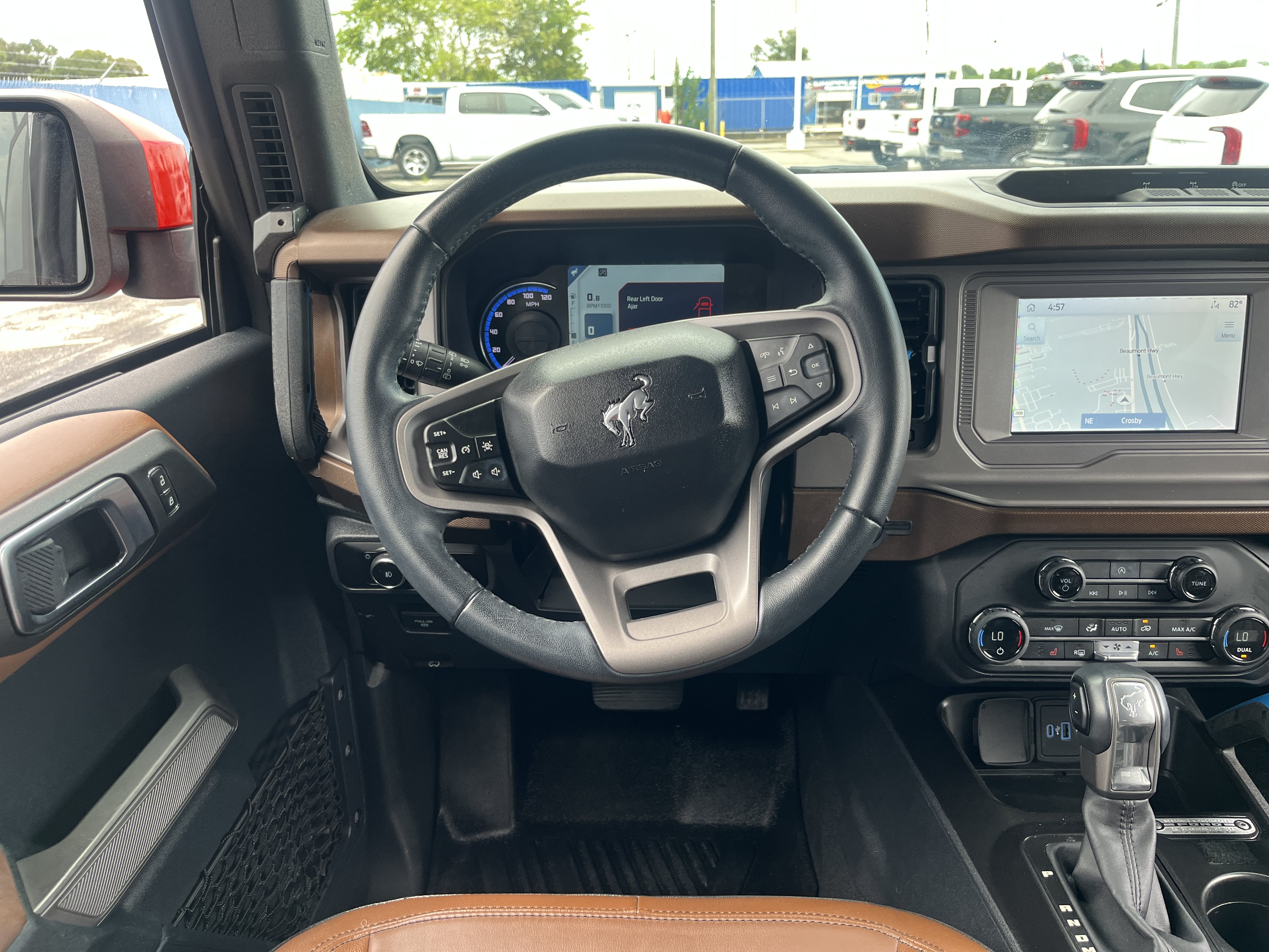 Used 2023 Ford Bronco Outer Banks AWD/4WD image 29