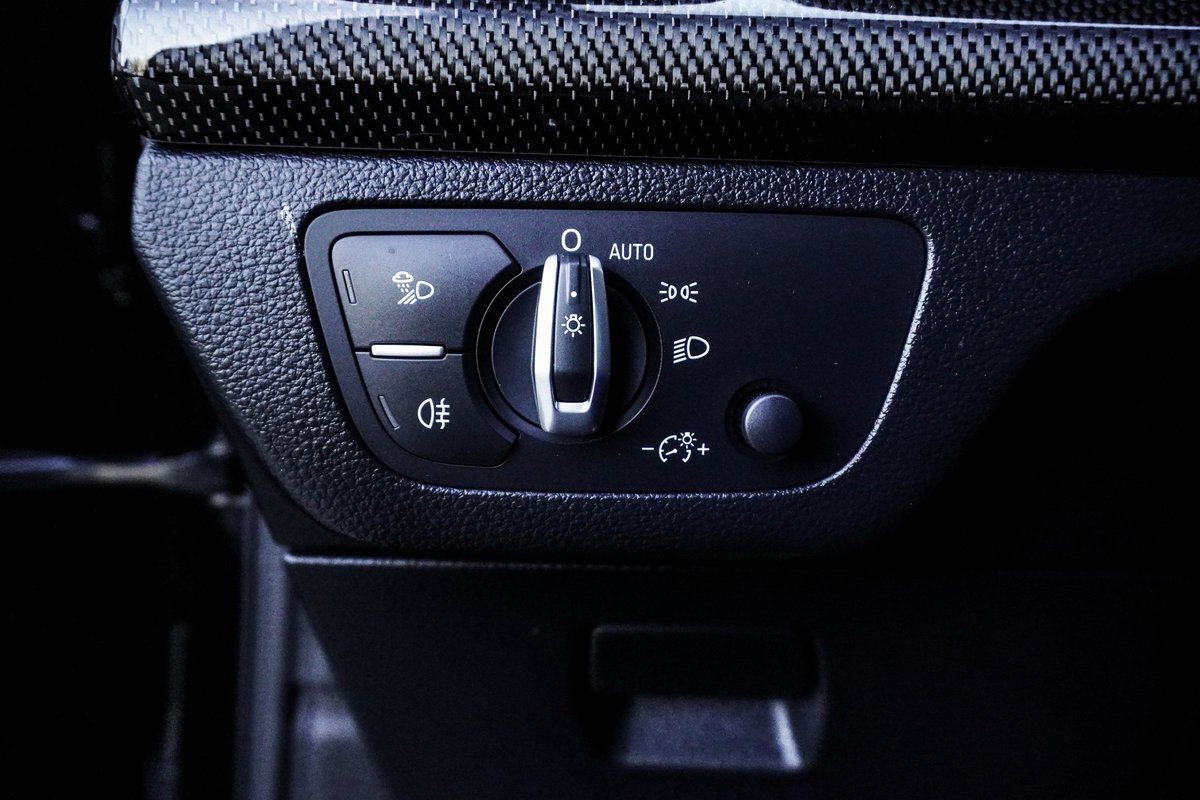 Used 2023 Audi SQ5 Premium Plus w/ Premium Plus Package image 35