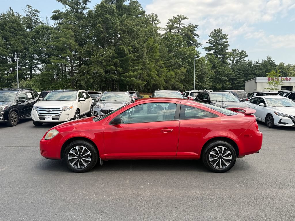 Used 2010 Chevrolet Cobalt LS FWD image 2