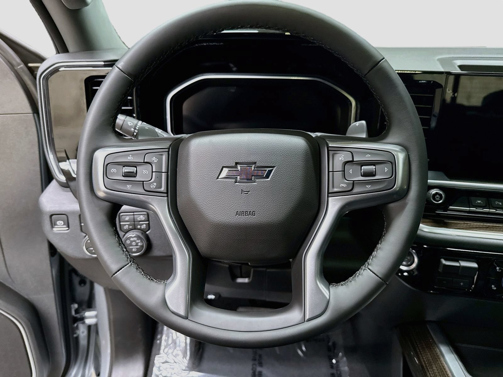 New 2026 Chevrolet Silverado 1500 RST w/ RST All Star Premium Package AWD/4WD image 12