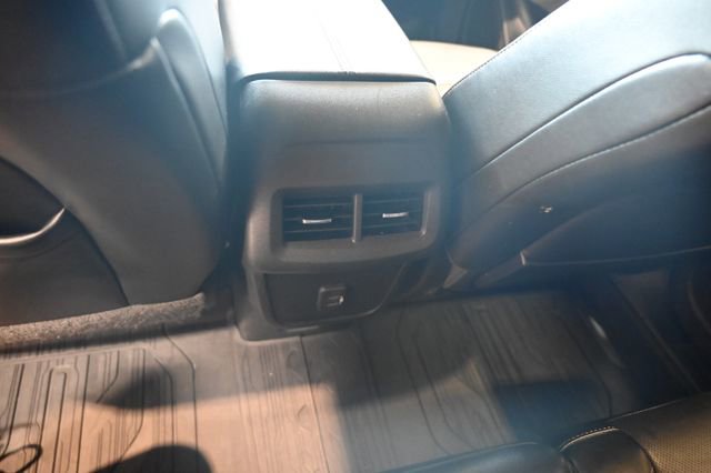 Used 2020 GMC Terrain SLT w/ Elevation Edition FWD image 27