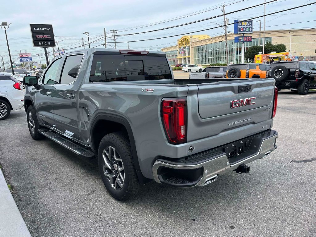 New 2026 GMC Sierra 1500 SLT w/ SLT Premium Package AWD/4WD image 5