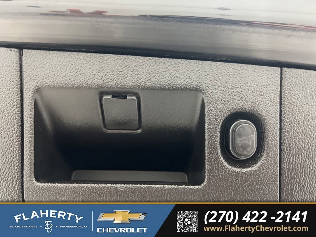 Used 2017 GMC Yukon Denali w/ Open Road Package image 20