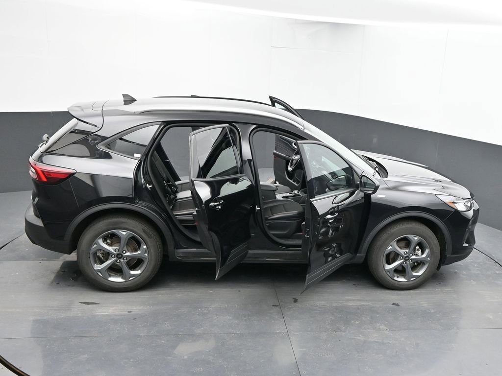 Used 2025 Ford Escape ST-Line image 49
