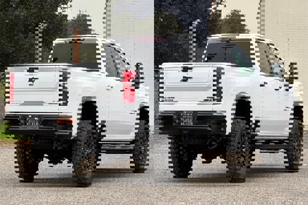 New 2026 Chevrolet Silverado 2500 ZR2 w/ LPO, Dark Essentials Package image 4