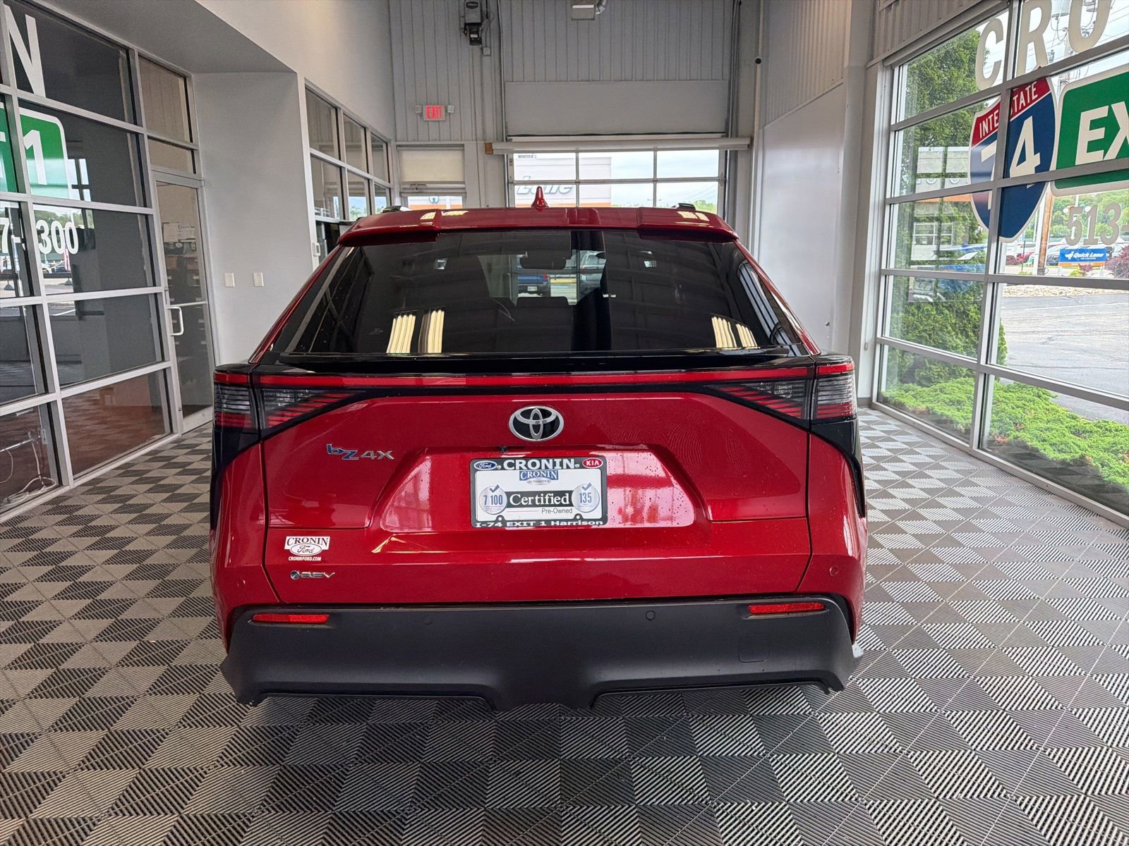 Used 2024 Toyota bZ4X FWD image 5