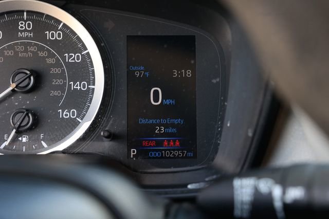 Used 2022 Toyota Corolla LE image 45