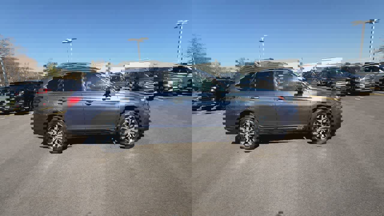 Used 2018 Subaru Outback 2.5i Limited AWD/4WD image 9