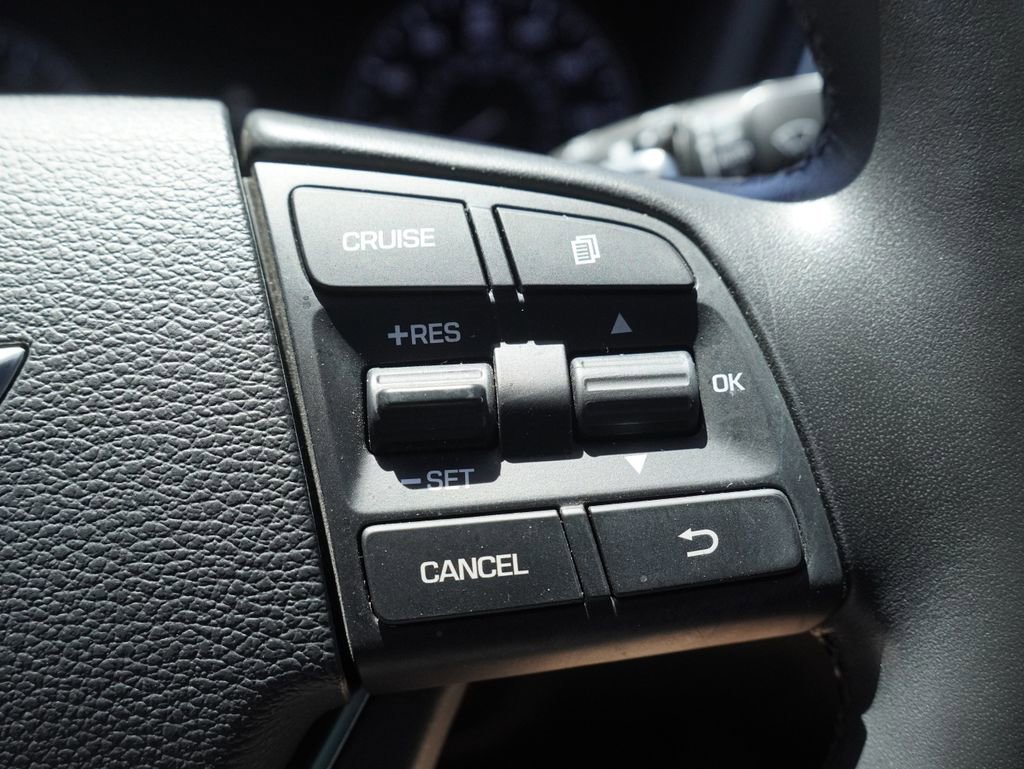 Used 2016 Hyundai Genesis 3.8 RWD image 19