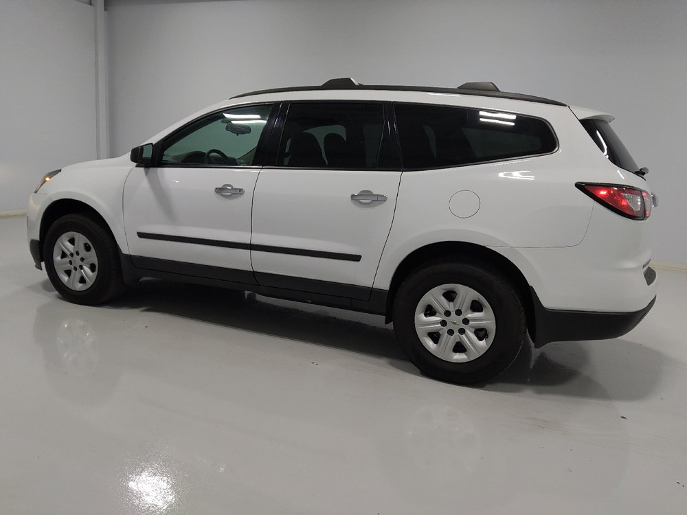 Used 2017 Chevrolet Traverse LS image 3