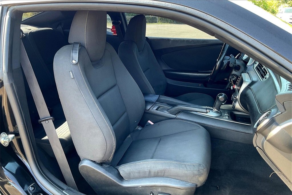 Used 2015 Chevrolet Camaro LT w/ Rear Vision Package image 7