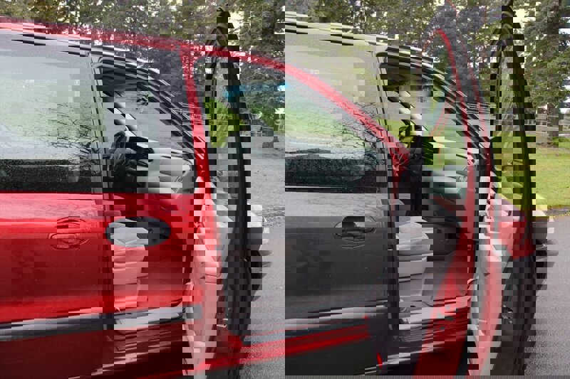 Used 2000 Ford Windstar image 13