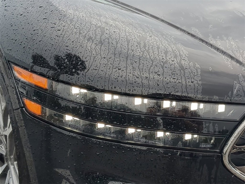 New 2025 Genesis G90 3.5T image 9