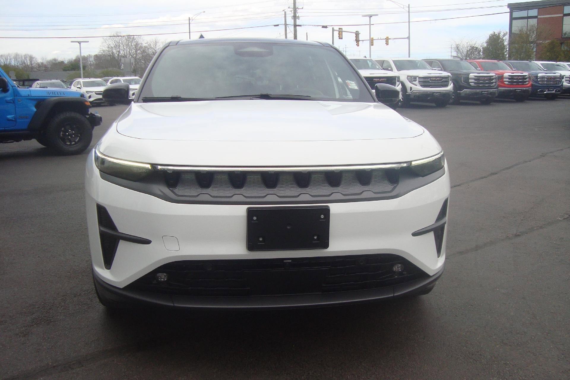 Used 2024 Jeep Wagoneer Launch Edition AWD/4WD image 2