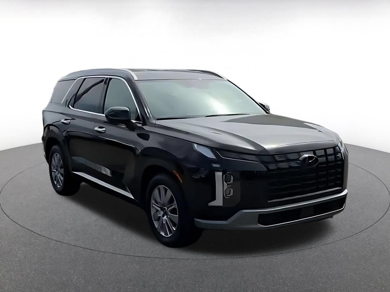 Used 2025 Hyundai Palisade SEL FWD image 2
