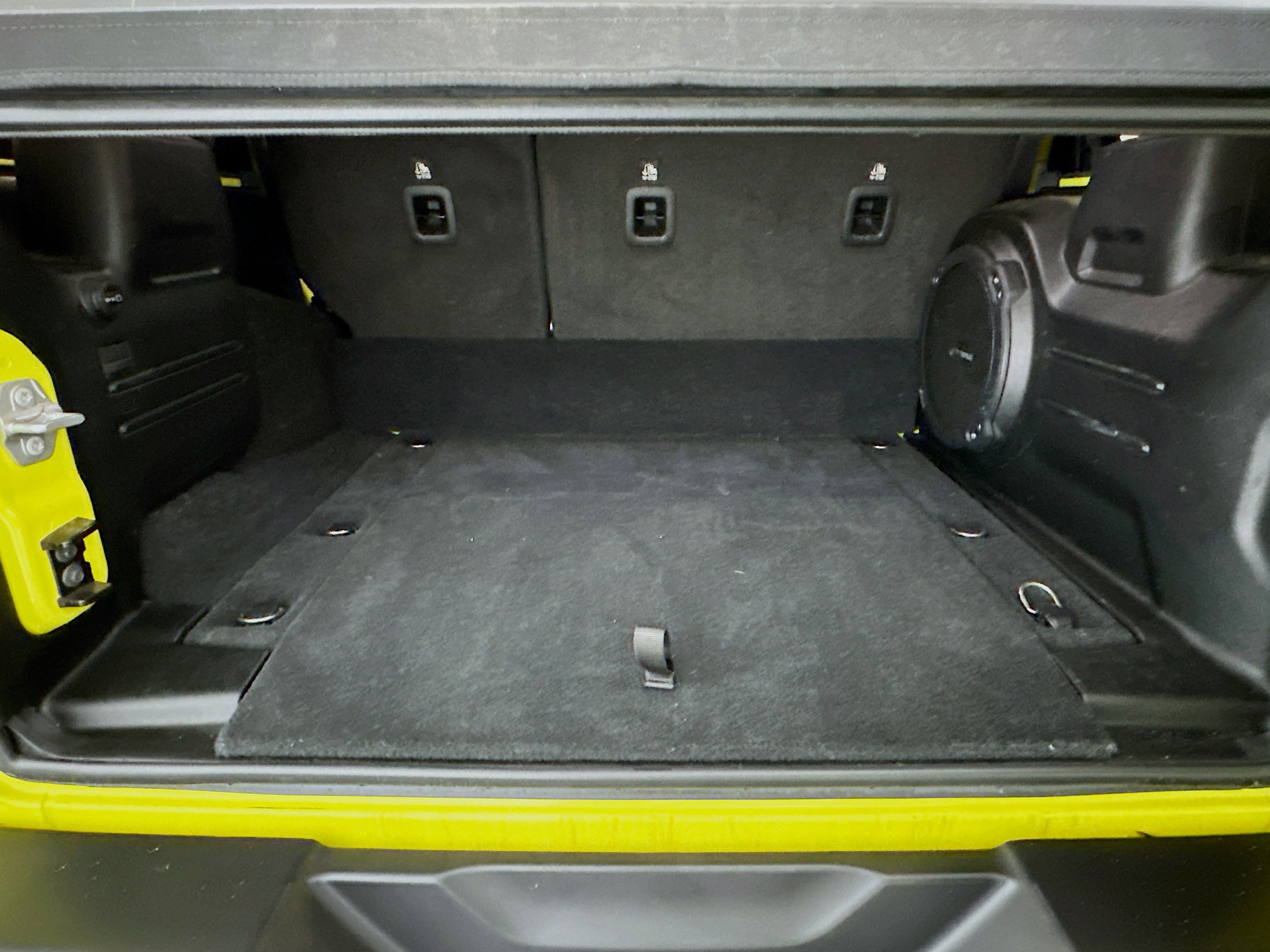 Used 2023 Jeep Wrangler Unlimited image 30