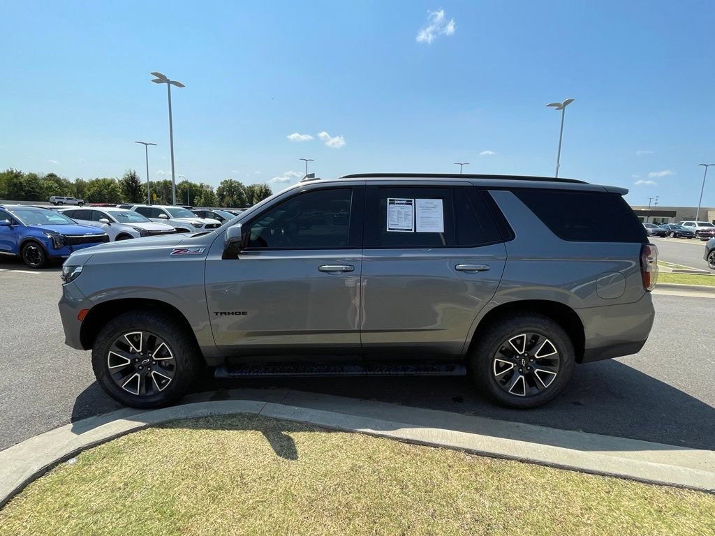 Used 2021 Chevrolet Tahoe Z71 w/ Luxury Package AWD/4WD image 5