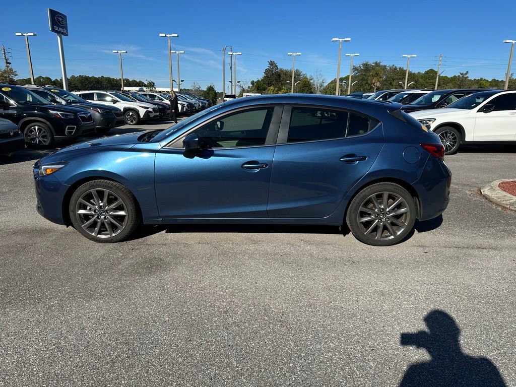 Used 2018 MAZDA MAZDA3 Grand Touring w/ Premium Equipment Package image 11