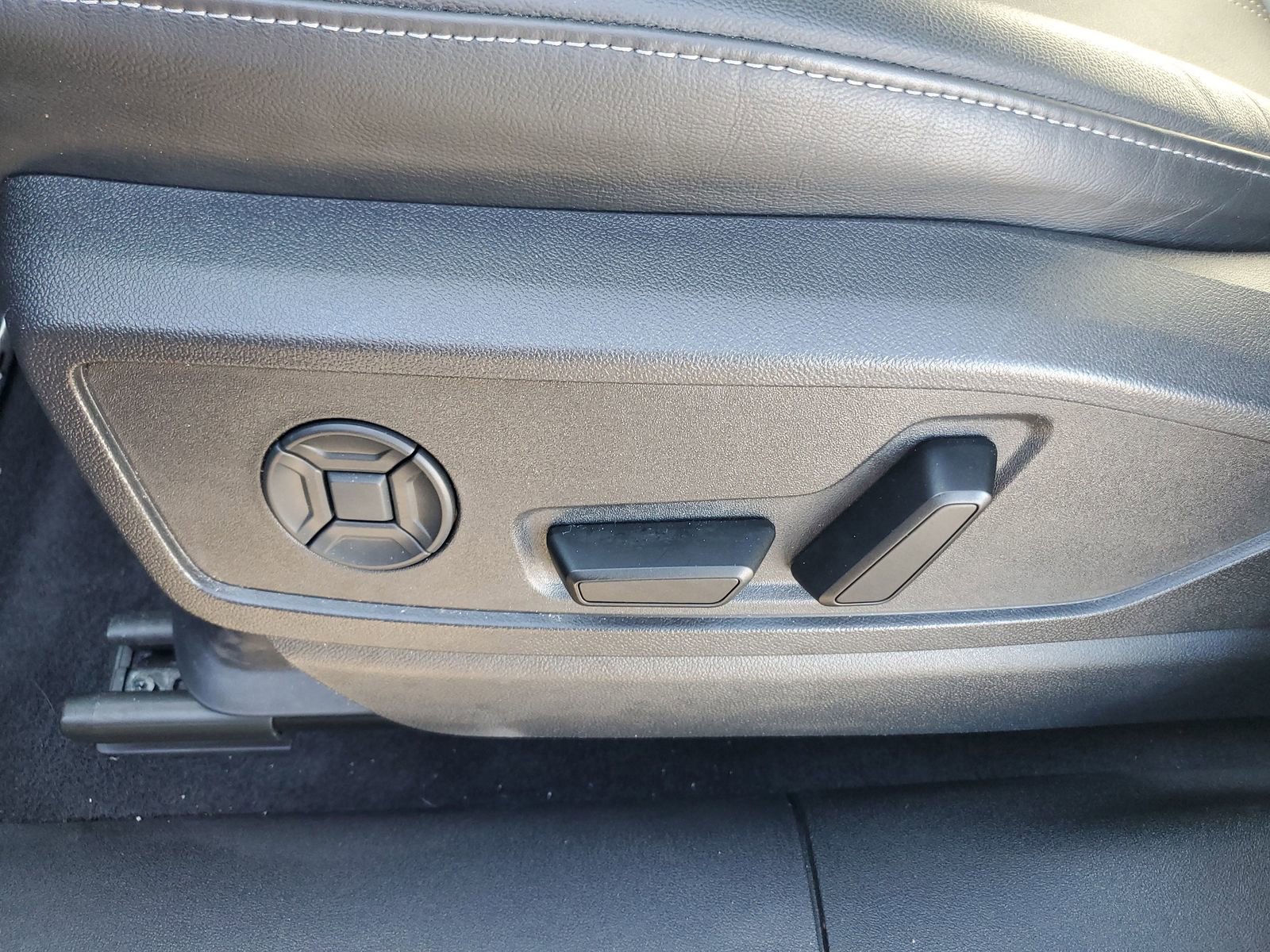 Used 2025 Audi Q5 Premium Plus w/ Premium Plus image 21