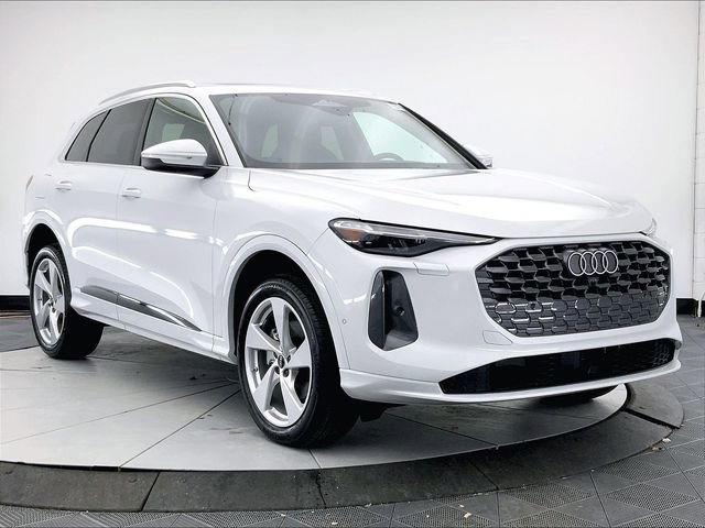 New 2025 Audi Q5 Premium Plus