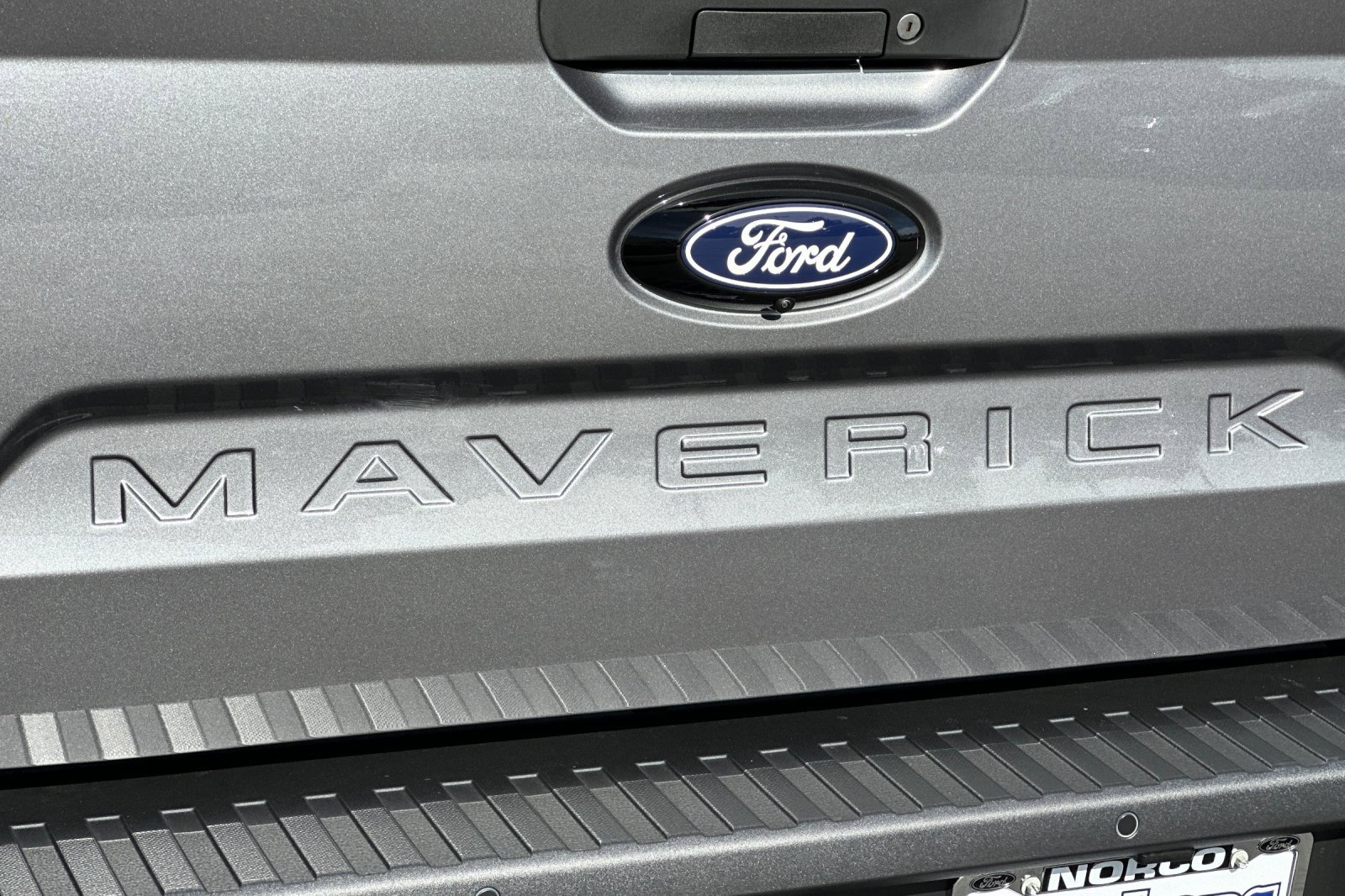 New 2026 Ford Maverick XLT w/ Black Appearance Package image 25