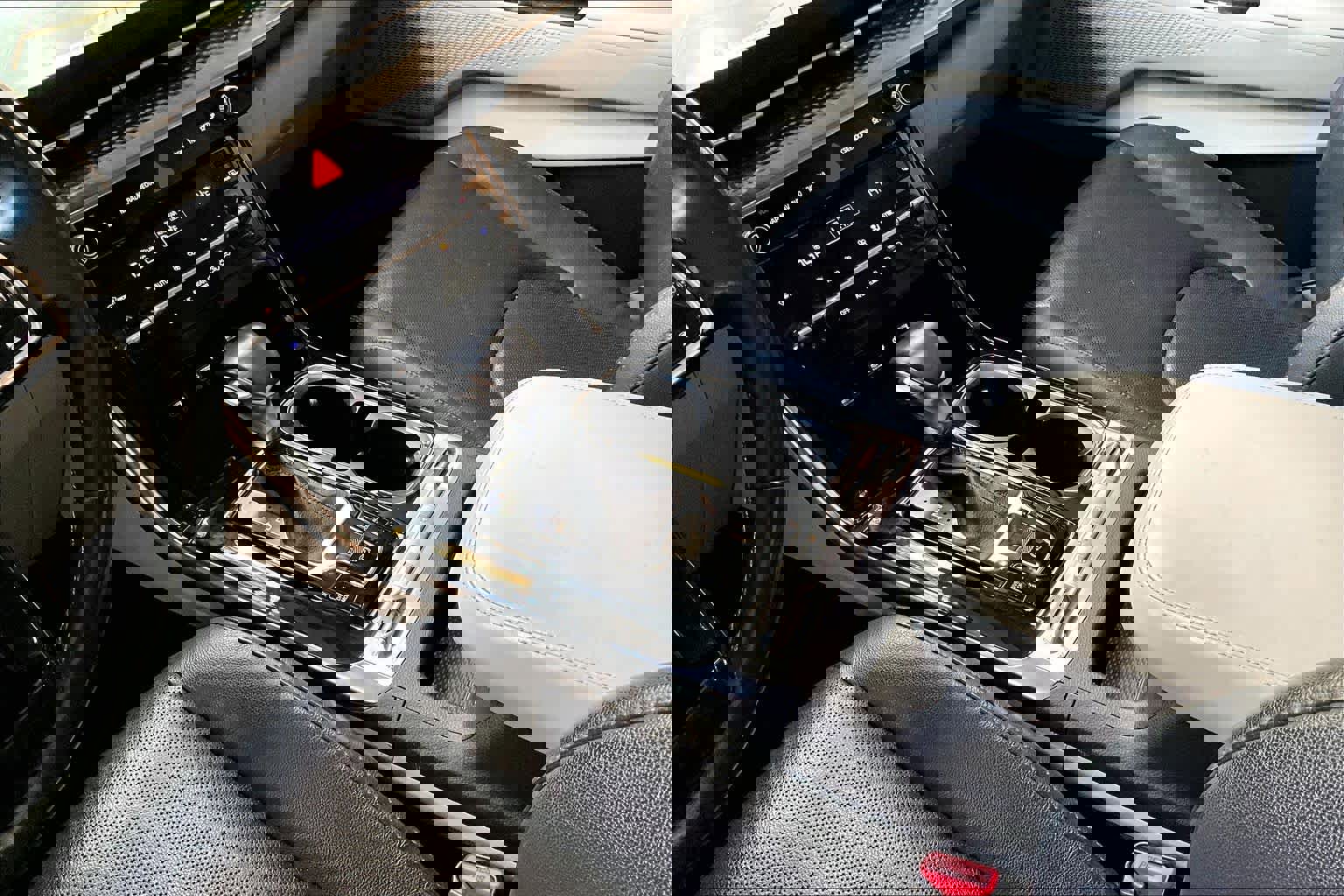 Used 2022 Kia Carnival SX Prestige image 16