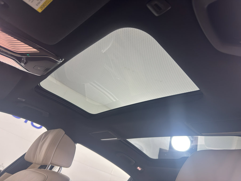 Used 2018 BMW 740i RWD image 29