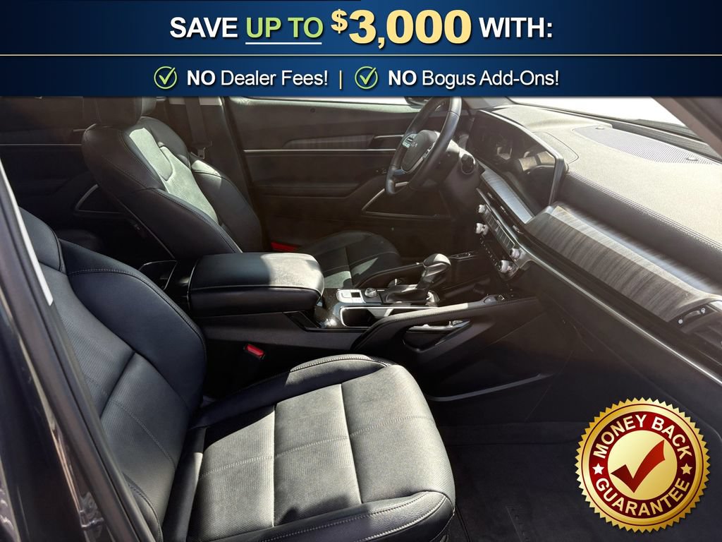 Used 2025 Kia Telluride EX w/ EX Captain's Chair Package FWD image 21