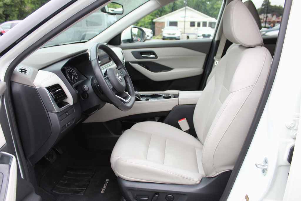 Used 2023 Nissan Rogue SL AWD/4WD image 26