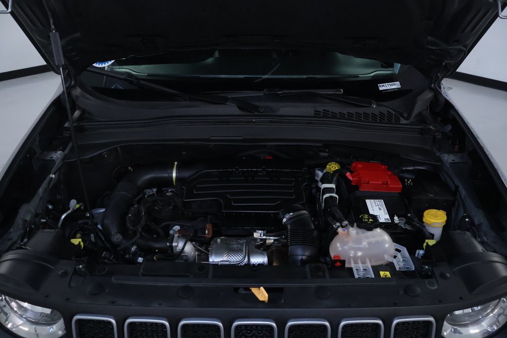 Used 2023 Jeep Renegade Latitude AWD/4WD image 34
