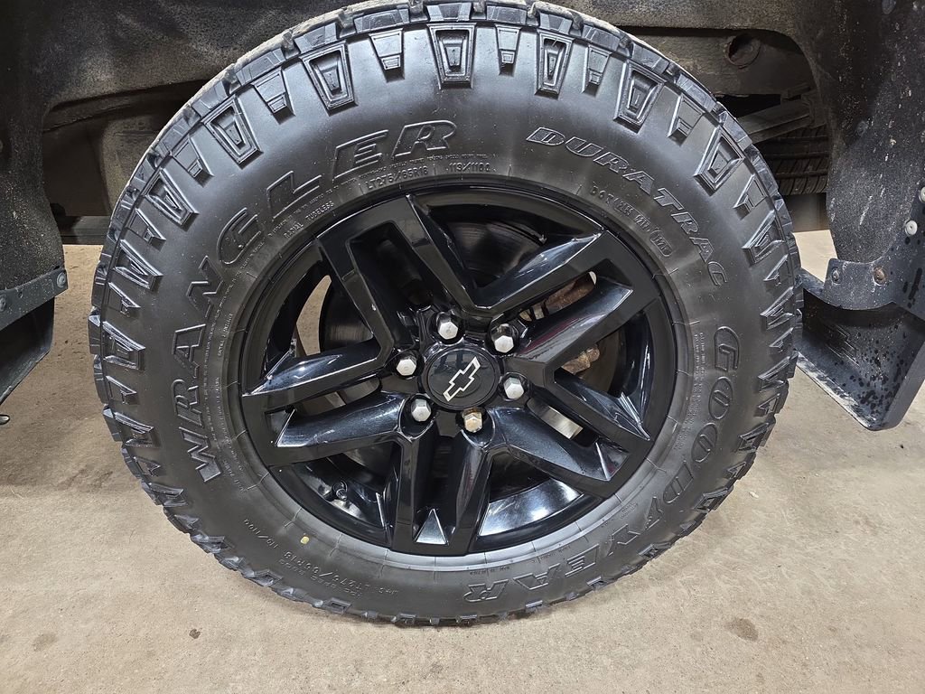 Used 2021 Chevrolet Silverado 1500 Custom Trail Boss image 31