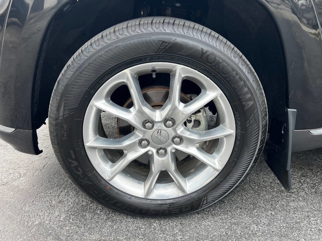 Used 2015 Jeep Grand Cherokee Summit AWD/4WD image 30