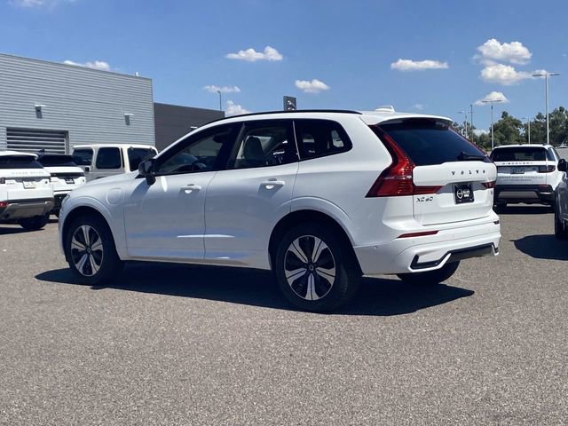 Certified 2025 Volvo XC60 T8 Plus AWD/4WD image 9